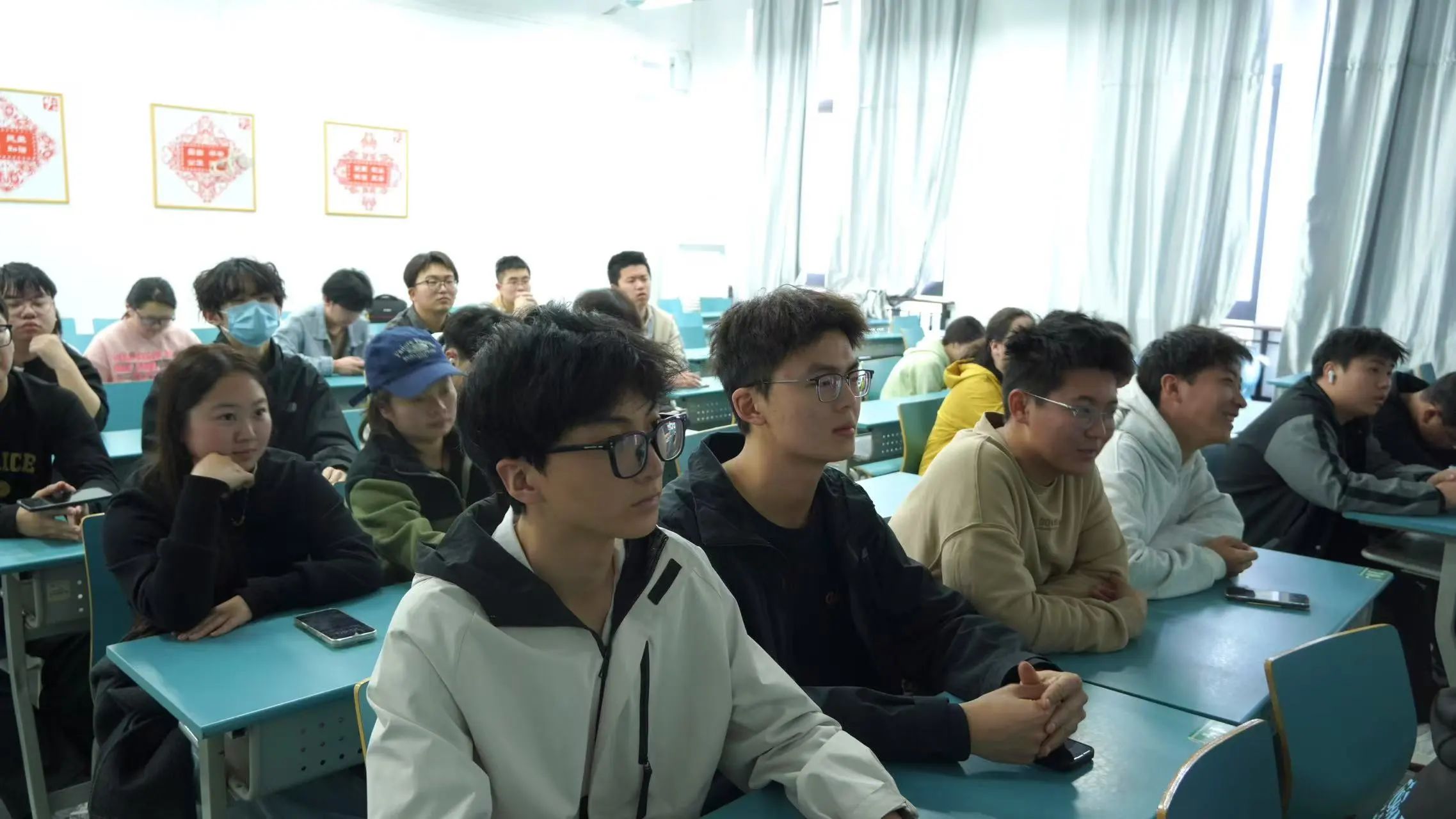 8983d576491623402921703edf8246c4.jpg 8983d576491623402921703edf8246c4.jpg