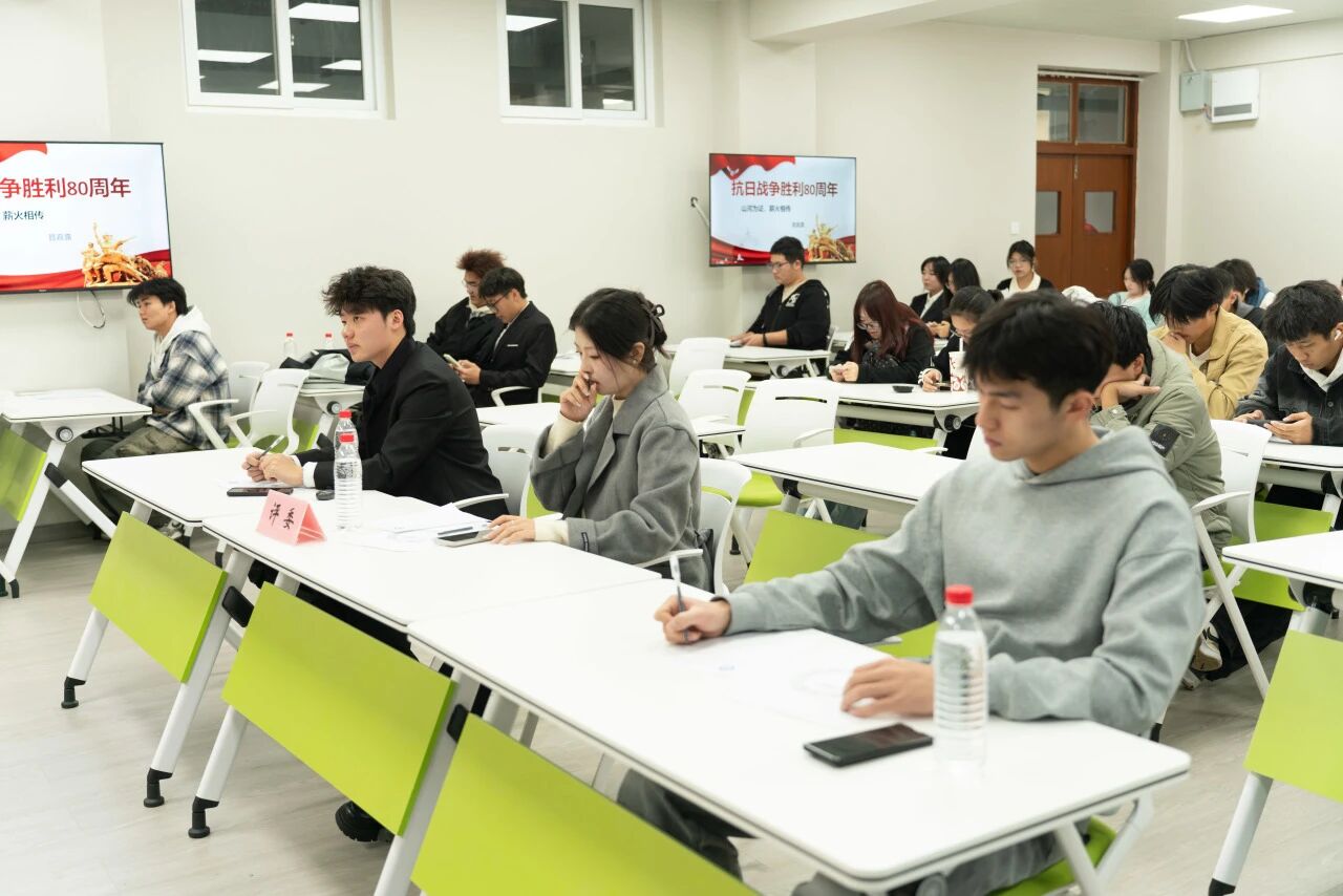 0c26054c28727cc3bdb910142316f8bc.jpg 0c26054c28727cc3bdb910142316f8bc.jpg