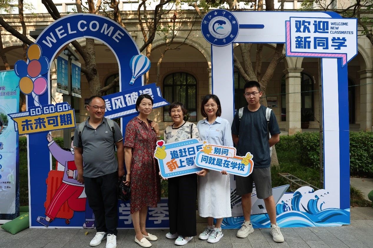 b9ae28cd39334328fcdf11c7e9ca2df3.jpg b9ae28cd39334328fcdf11c7e9ca2df3.jpg