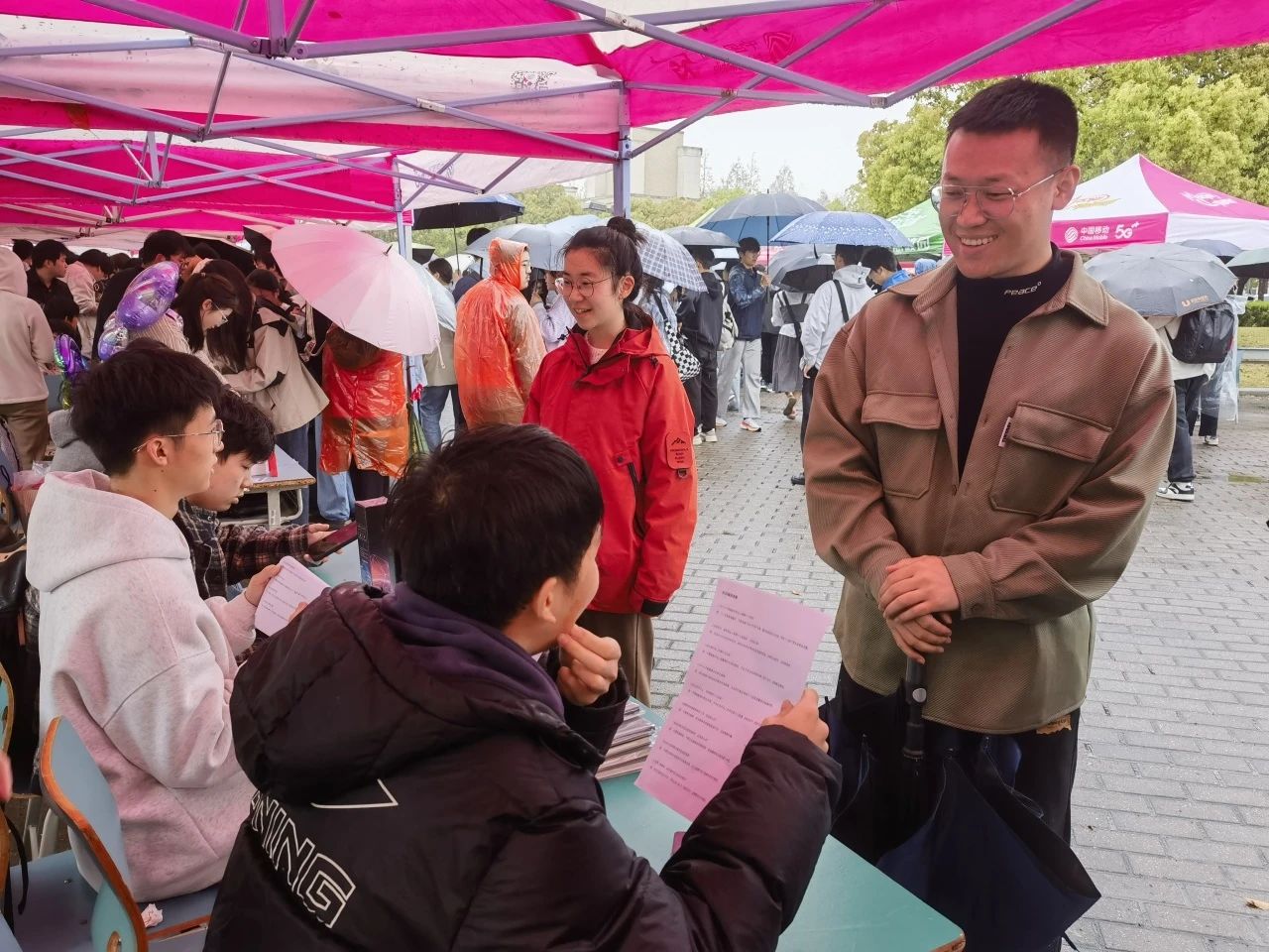 b2d266e1113a8e338a7648dd28c4df92.jpg b2d266e1113a8e338a7648dd28c4df92.jpg