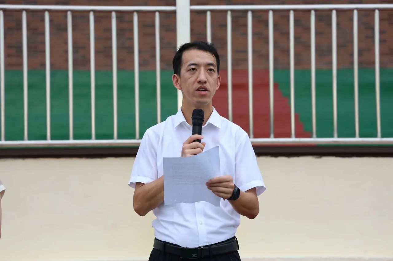 eb64d7904b02fd5381d704ae2959985b.jpg eb64d7904b02fd5381d704ae2959985b.jpg